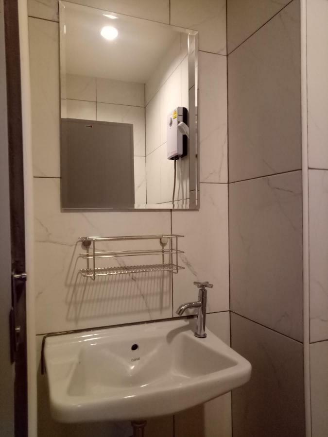 R9 Bangkok酒店 外观 照片